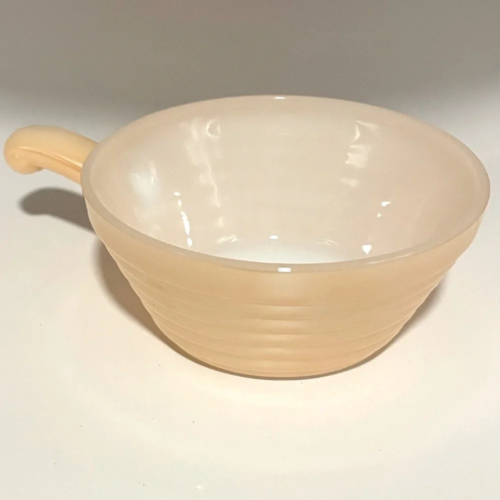 Set of 4 Fire King Oven Ware Ribbed Handled Soup Bowl Peach Beehive Vintage